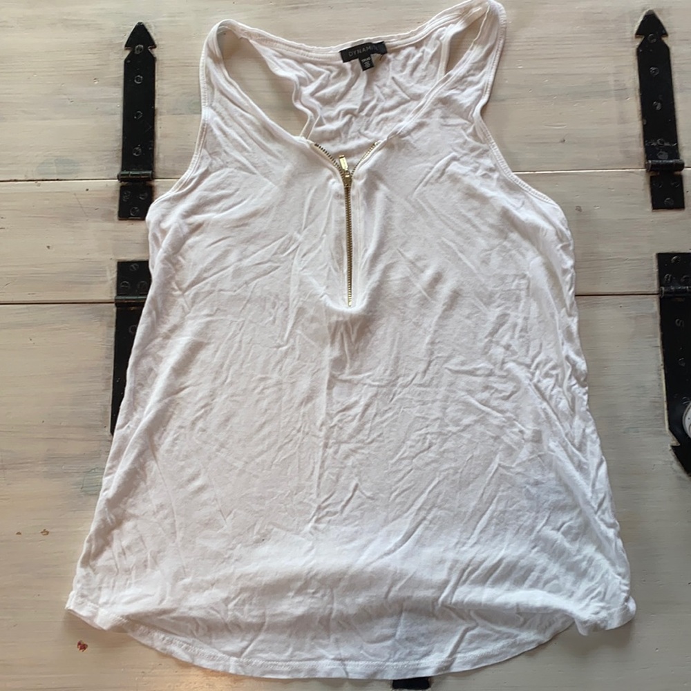 2/$20🧨 DYNAMITE TOP || SIZE XS (more like S)